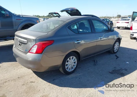 2014 Nissan Versa 1.6 Sv from USA, damaged, VIN 3N1CN7AP4EL810280
